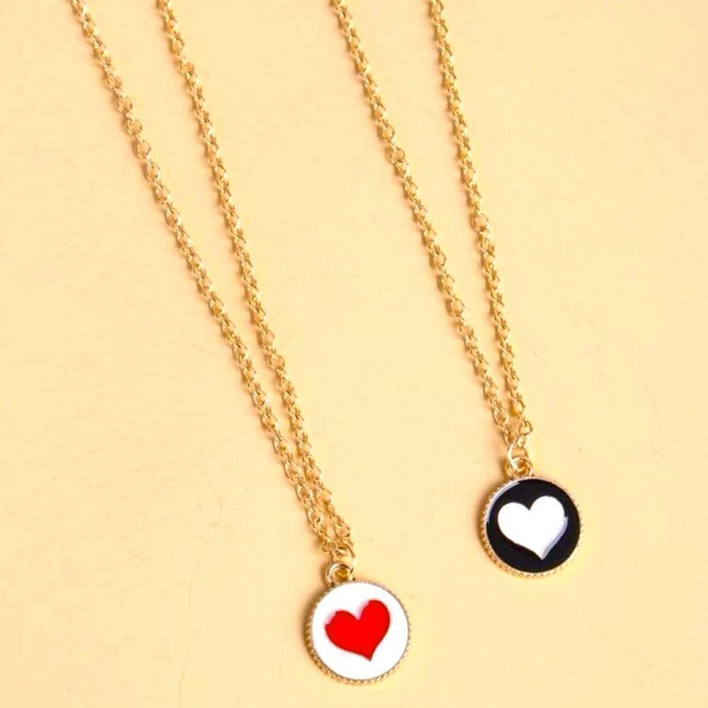 Moda Clothing 2 Piece Set Heart Necklaces